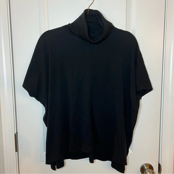 Lilla P Tops - Lilla P women’s turtle neck tops top small petite 100% Pima cotton